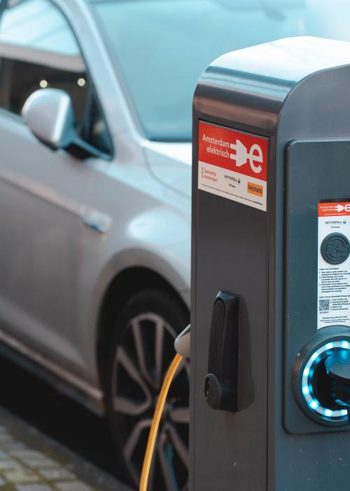 Electric vehicle charging at charging station
